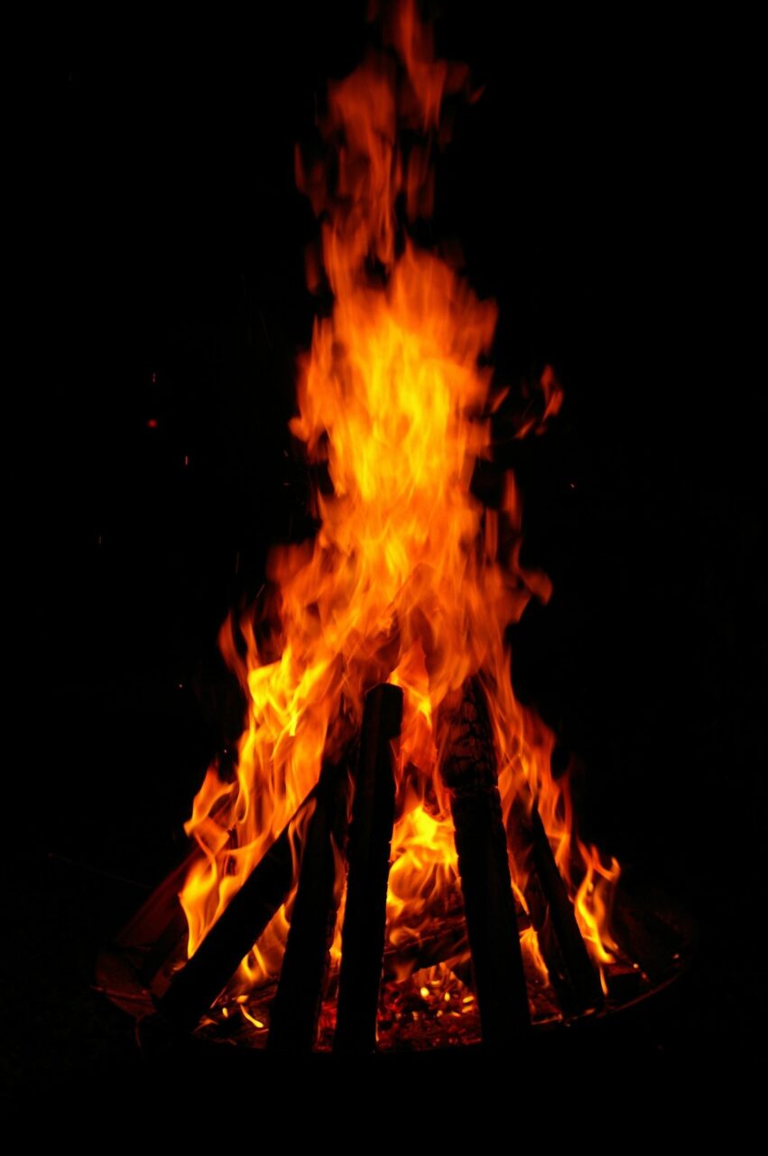 Feuerkreis – Gemeinschaft & Natur erleben